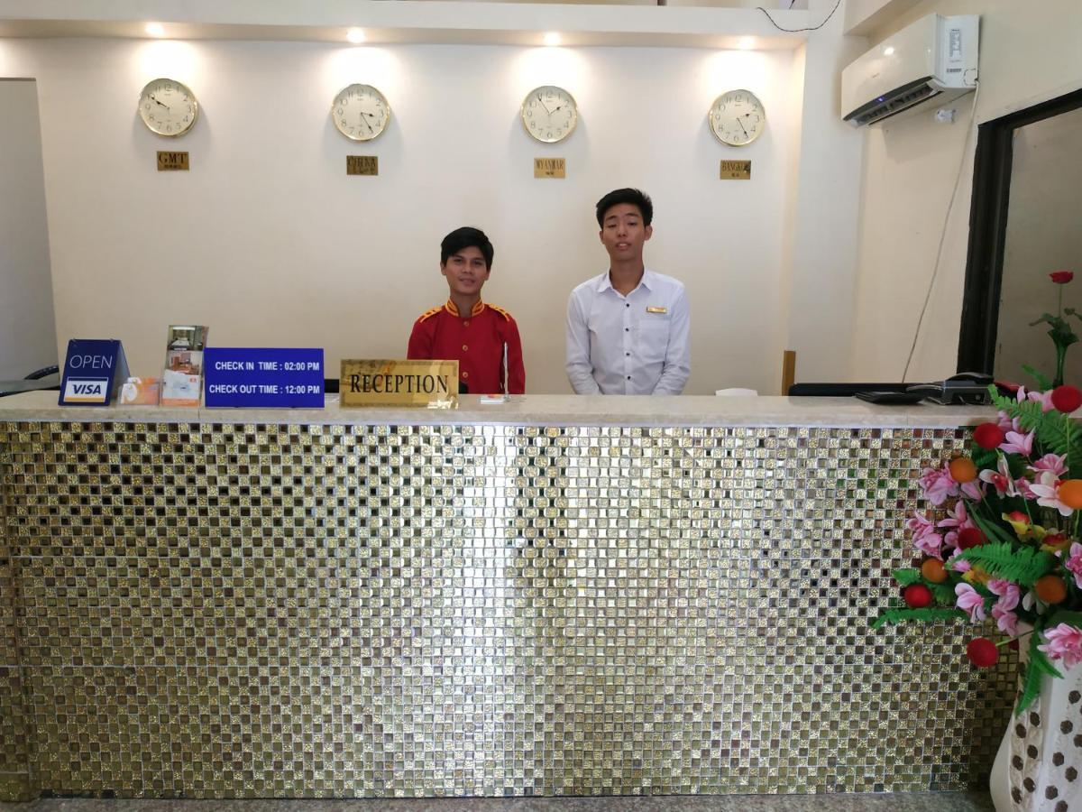 Good Luck Hotel Rangoon Buitenkant foto